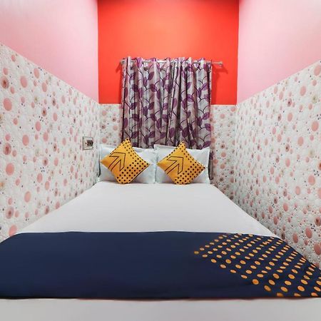 Spot On 49584 Asmi Hotel Hugli-Chinsurah Esterno foto