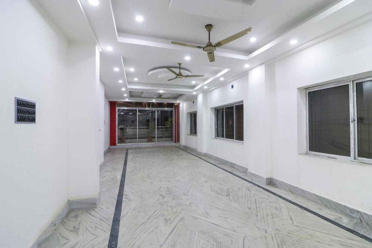 Spot On 49584 Asmi Hotel Hugli-Chinsurah Esterno foto