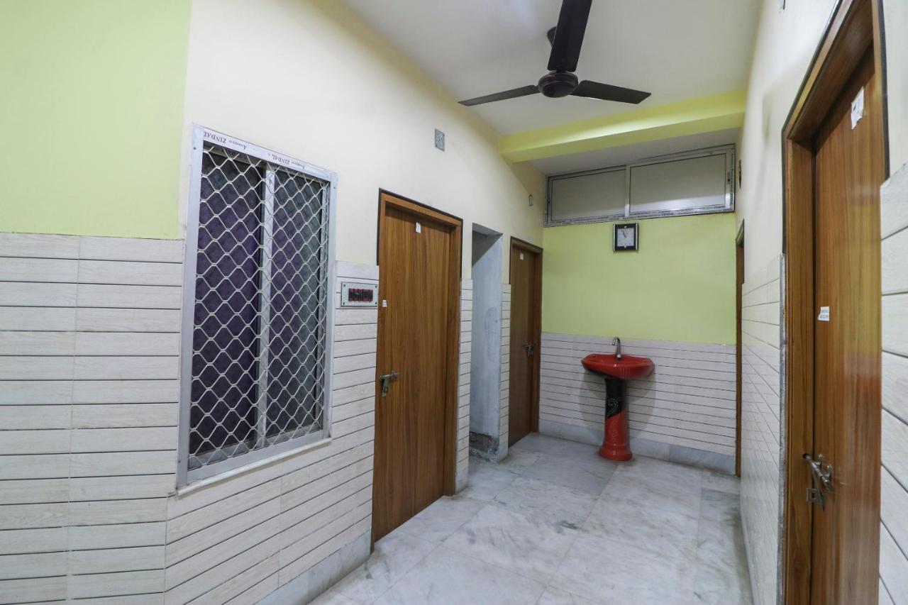 Spot On 49584 Asmi Hotel Hugli-Chinsurah Esterno foto