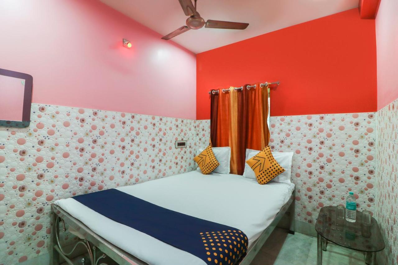 Spot On 49584 Asmi Hotel Hugli-Chinsurah Esterno foto